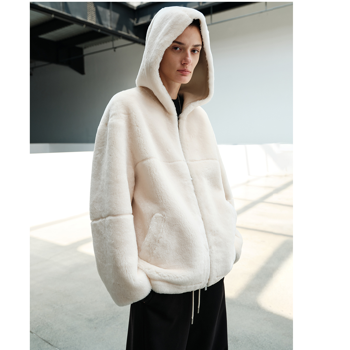 MSBEAST进口天鹅绒美利奴慵懒风宽松连帽皮毛一体外套丨风雪线迹