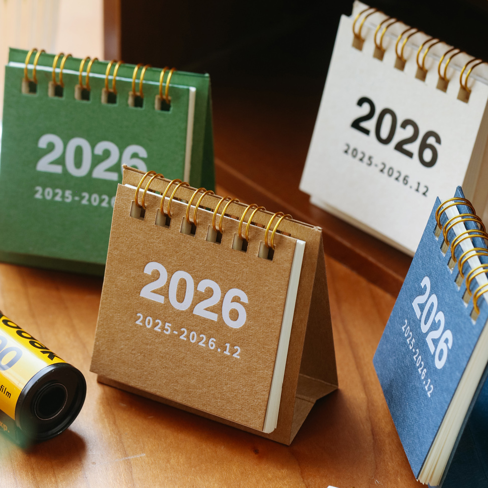 2026年日历本卡通可爱简约迷你小台历学生创意日历桌面摆台小摆件