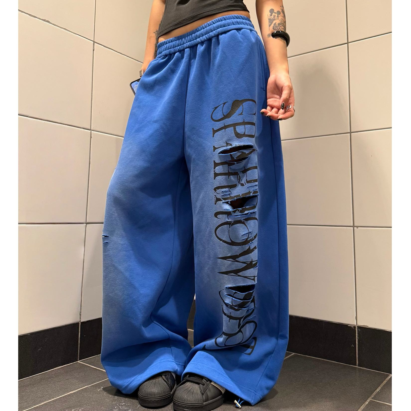 美式复古字母印花设计破洞渐变阔腿裤女2025秋季宽松休闲拖地长裤