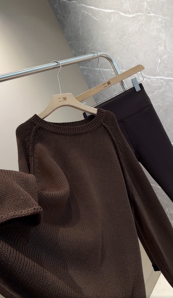 2025时尚百搭高级感别致独特小众设计休闲洋气针织上衣秋冬季女