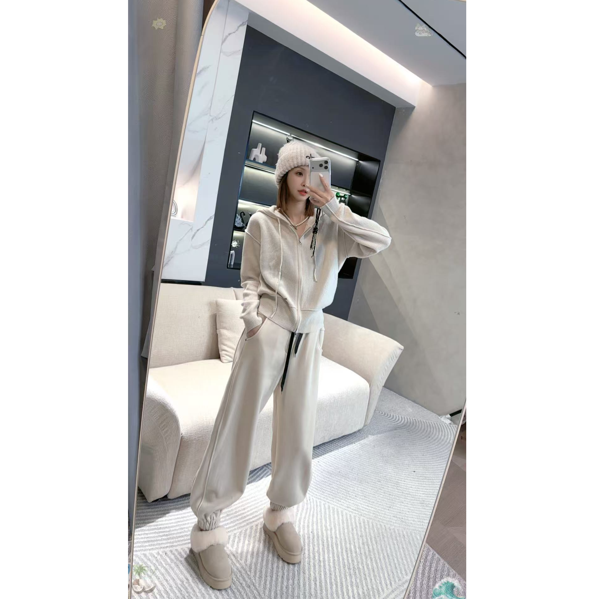 熙薇【藏肉魔法】2025秋季新款时尚加绒休闲萝卜裤卫裤H6095