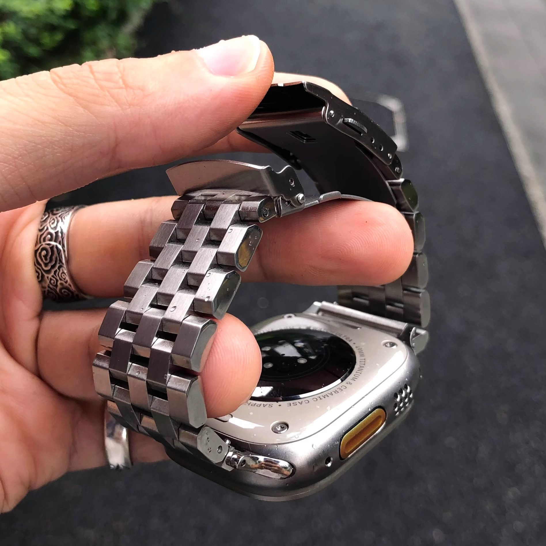 卡客风暴 加厚钢带5珠适用苹果applewatch表带s10 987折叠扣Ultra