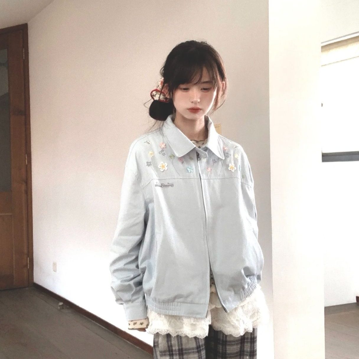 秋季小花刺绣外套女2025新款爆款美式复古宽松休闲立领夹克上衣潮