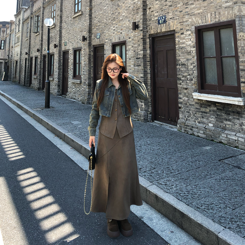 盈盈&南岛风大码女装秋季微胖mm显瘦牛仔短外套吊带裙套装ZYY2337