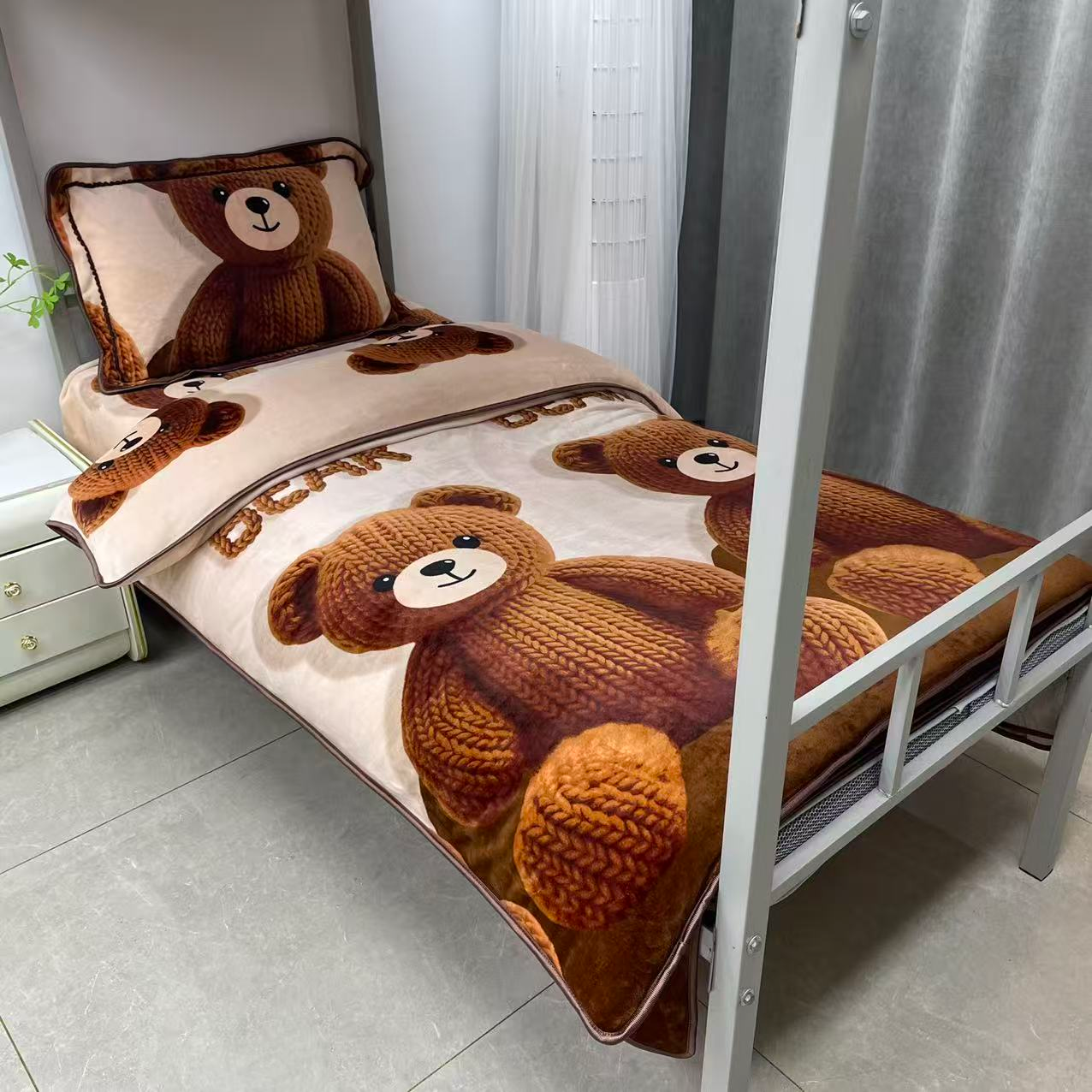 2025秋冬加厚保暖牛奶绒三件套被套学生上下铺寝室单人床被罩床单