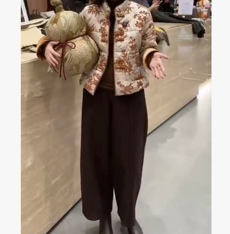 时尚潮流百搭精品女装dgd7911