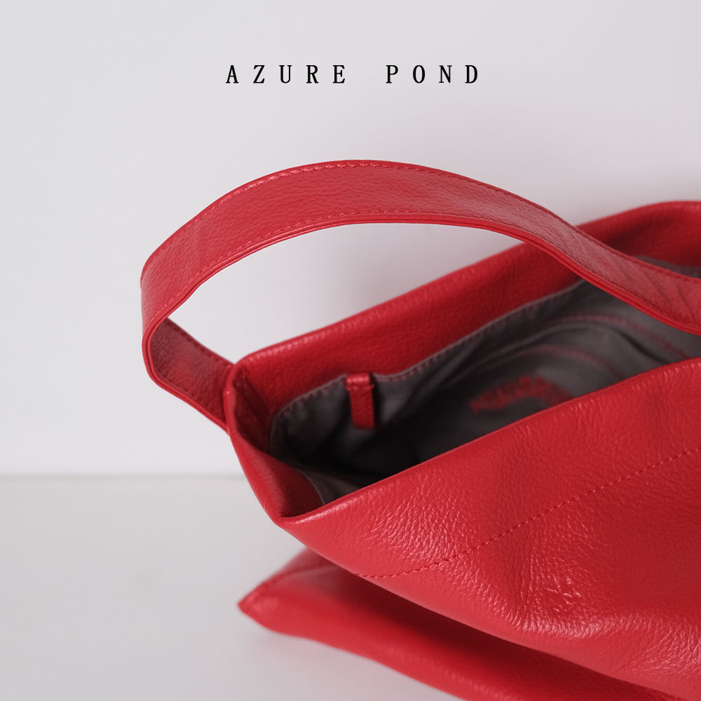 小众头层植鞣牛皮超火红黑两色腋下单肩包手拎包网红便携遛弯包