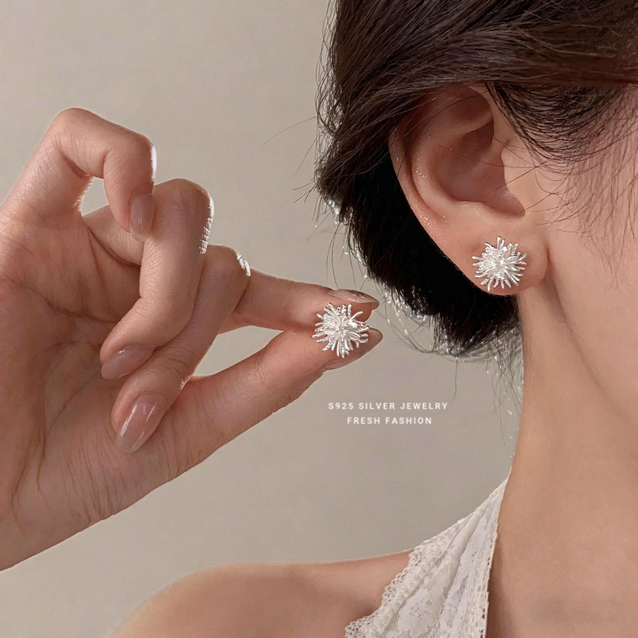 925银耳饰 925纯银烟花耳钉女高级感气质2025新款爆款养耳洞耳饰