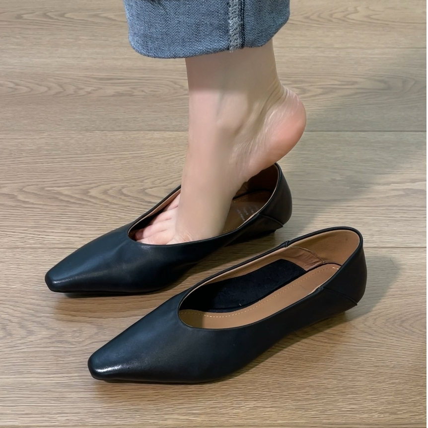 2025新款复古气质低跟单鞋百搭小众舒适柔软浅口温柔一脚蹬单鞋女