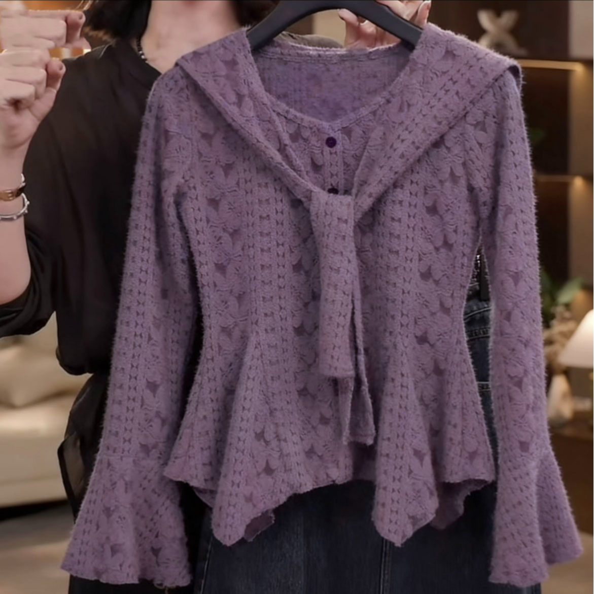 2025秋季法式复古轻奢名媛风显瘦长袖针织衫披肩不规则下摆毛衣女