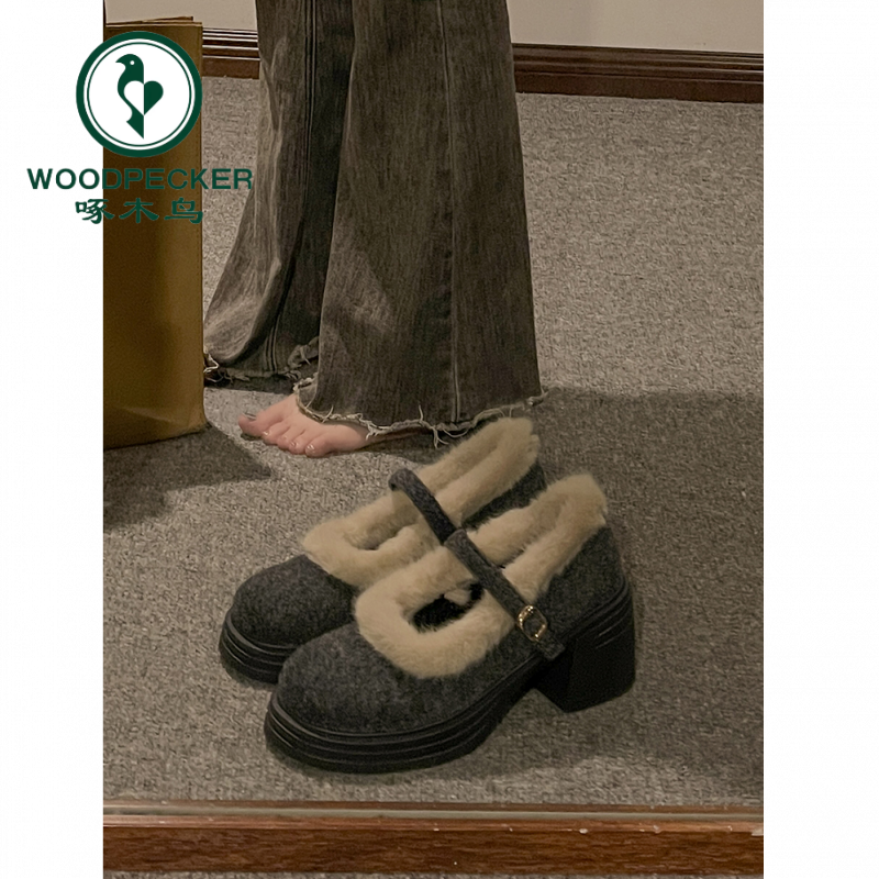 啄木鸟复古粗跟加绒气质毛毛鞋女2025秋冬新款保暖玛丽珍浅口单鞋