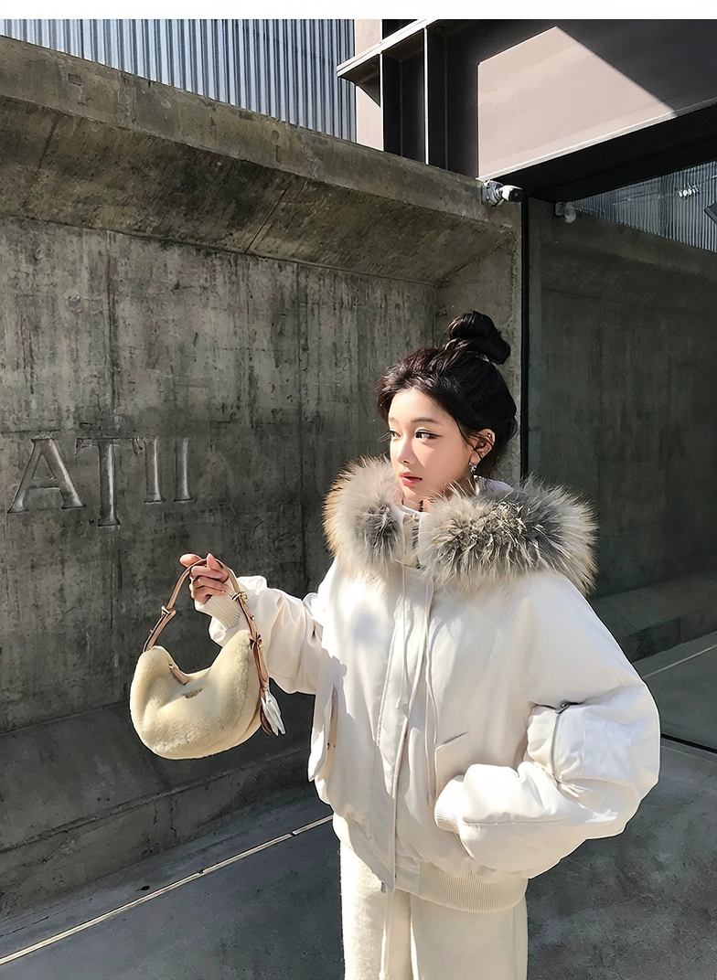 2025秋冬新款高级感气质毛毛连帽外套女显瘦休闲裤两件套装