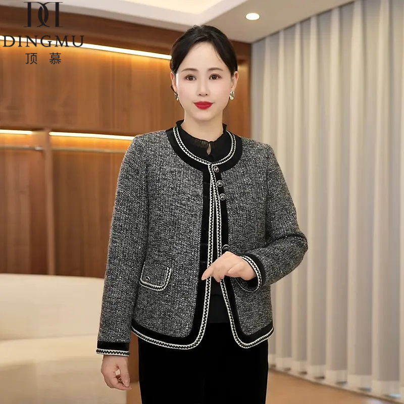妈妈装短款春装中老年中年女装春秋秋装女装显瘦中老年洋气外套