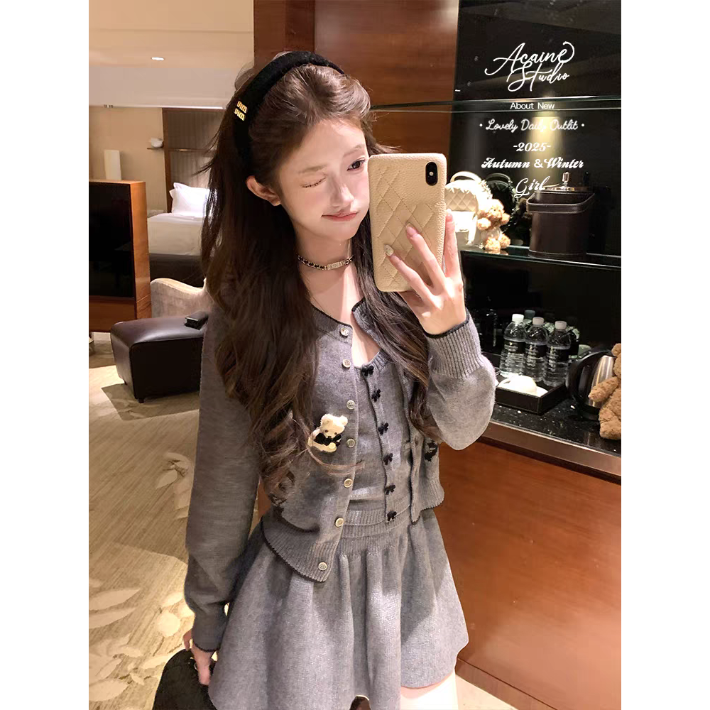 秋季纯欲风可爱小狗针织开衫外套女无袖上衣蓬蓬裙半身裙三件套装