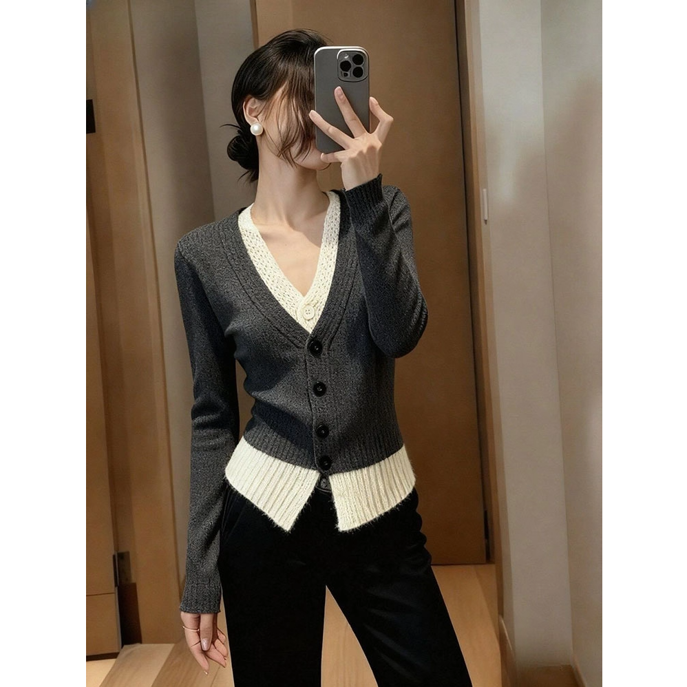 时尚洋气灰色假两件毛衣女2025秋高级感巨好看软糯气质小香风上衣