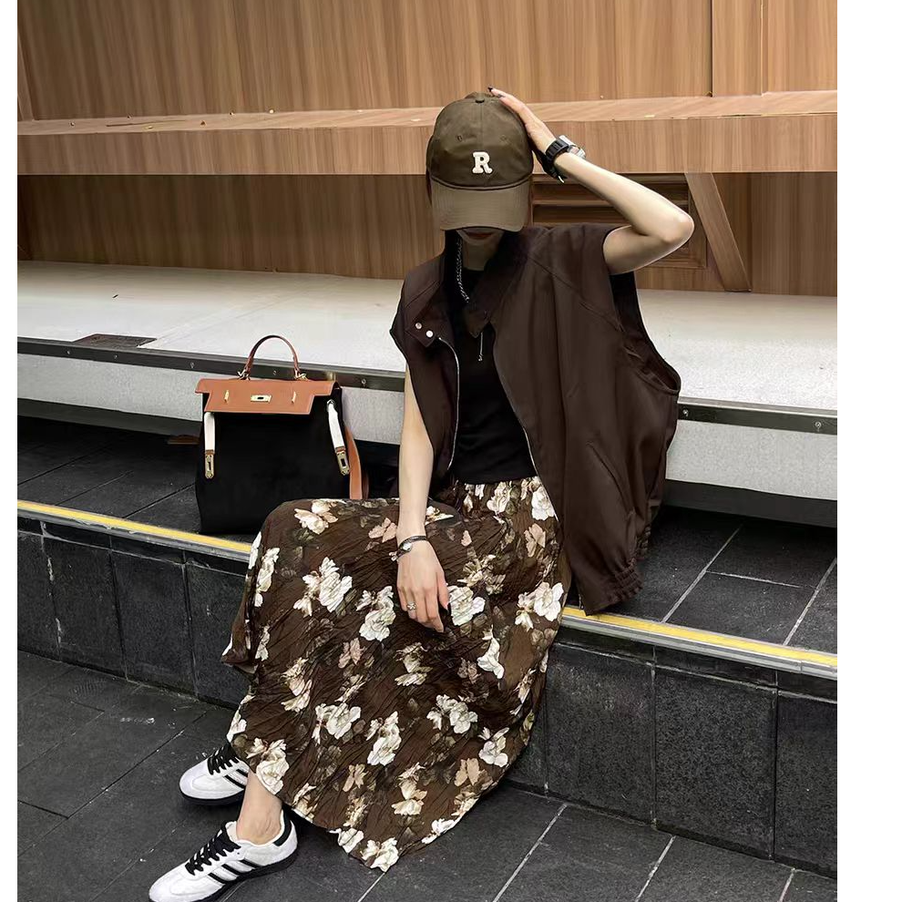 2025春秋新款山茶花碎花时尚褶皱半身裙女百搭小众a字大摆中长裙