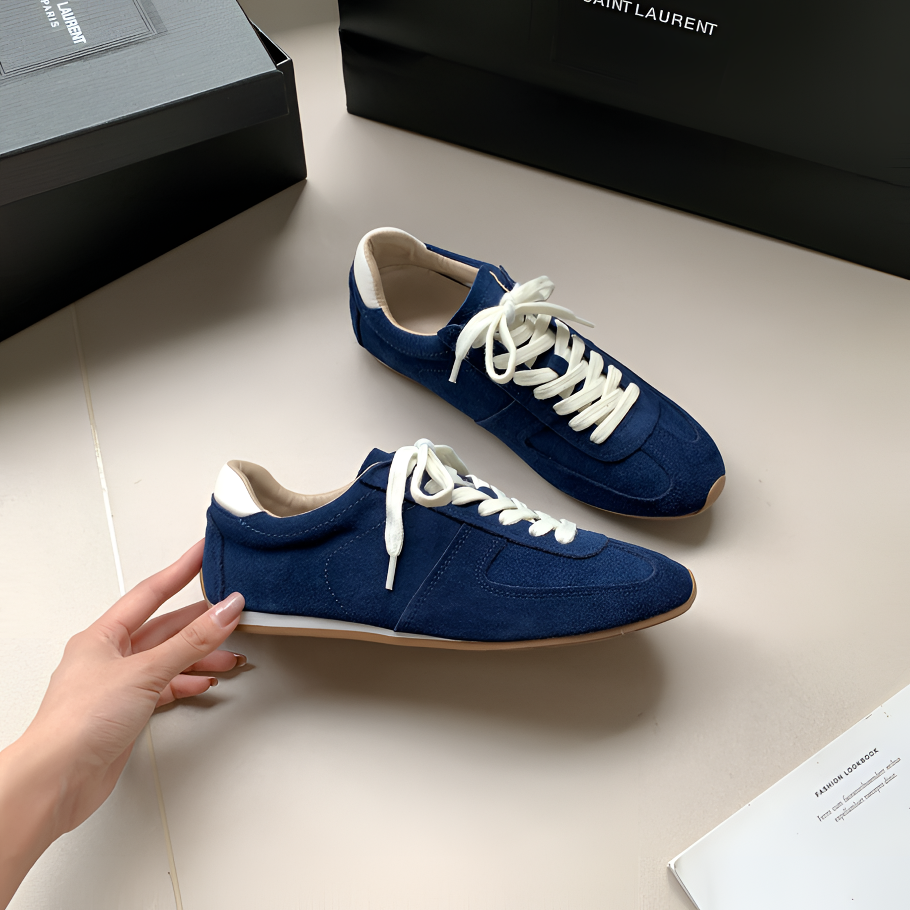 藏青色真皮阿甘女鞋复古德训鞋2025韩版鞋子百搭平底女款旅游鞋子