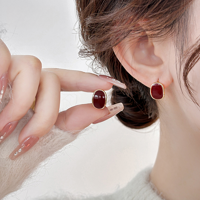 铜合金耳饰 复古红豆耳环高级感独特绝美耳钉小众设计耳扣耳饰女