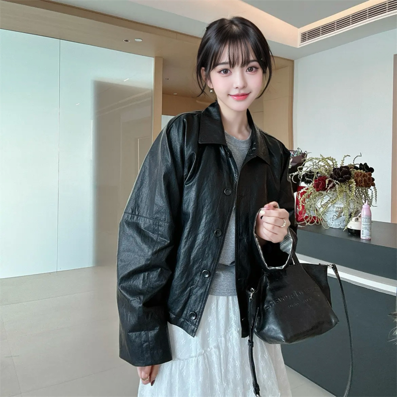 高级感黑色翻领宽松机车服外套女2025春季新款PU单排扣皮衣夹克潮