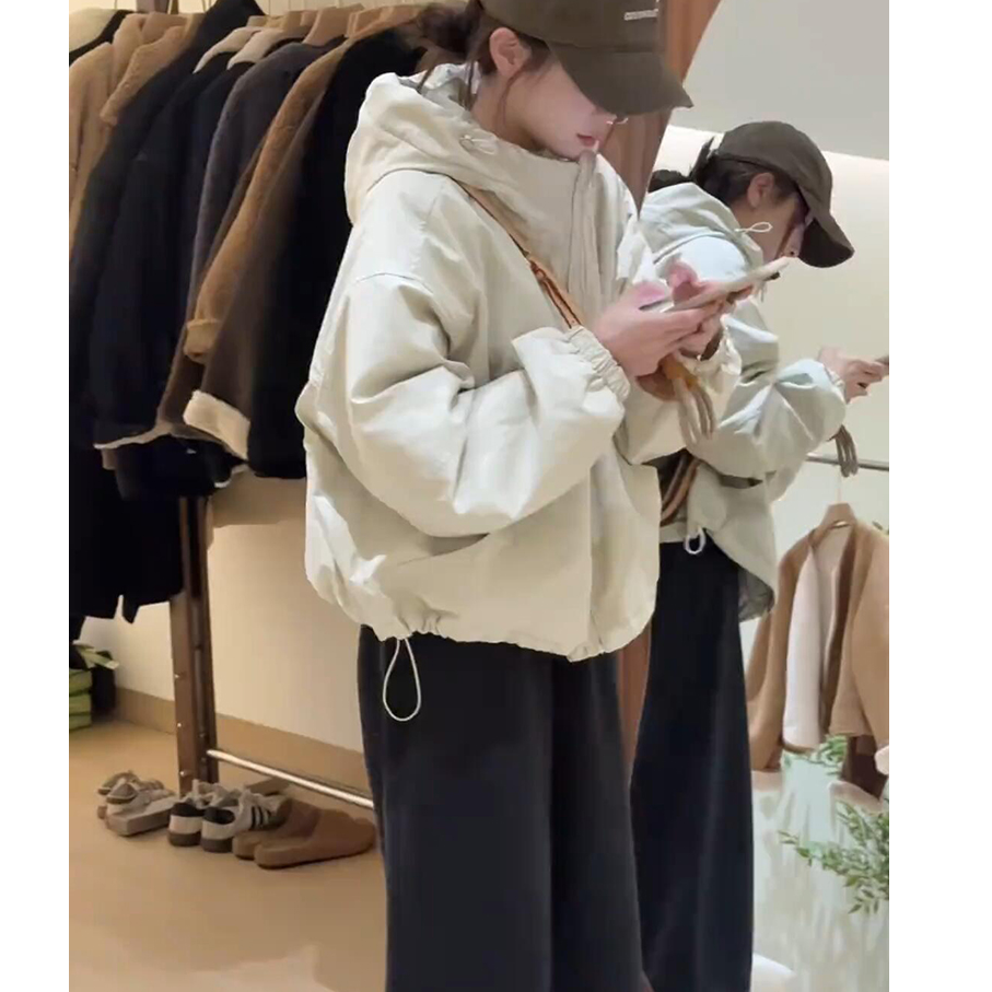 爆款小个子连帽加棉冲锋衣短外套女2025秋装新款休闲夹克加厚棉服