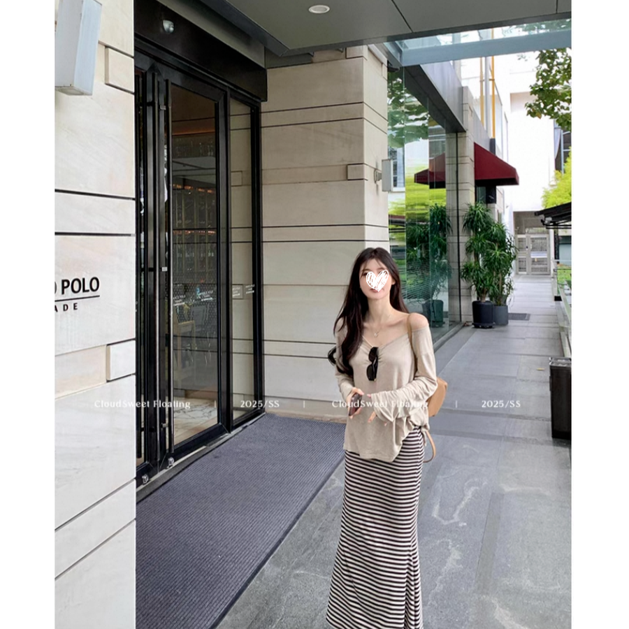 2025夏季薄款一字肩T恤女+条纹半身裙时尚气质套装