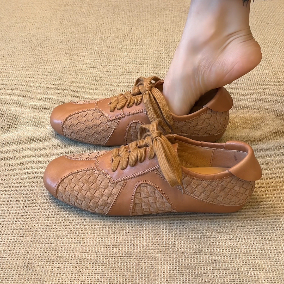 RubyL/1cm通勤休闲风百搭舒适拼接编织系带圆头深口平底单鞋女款