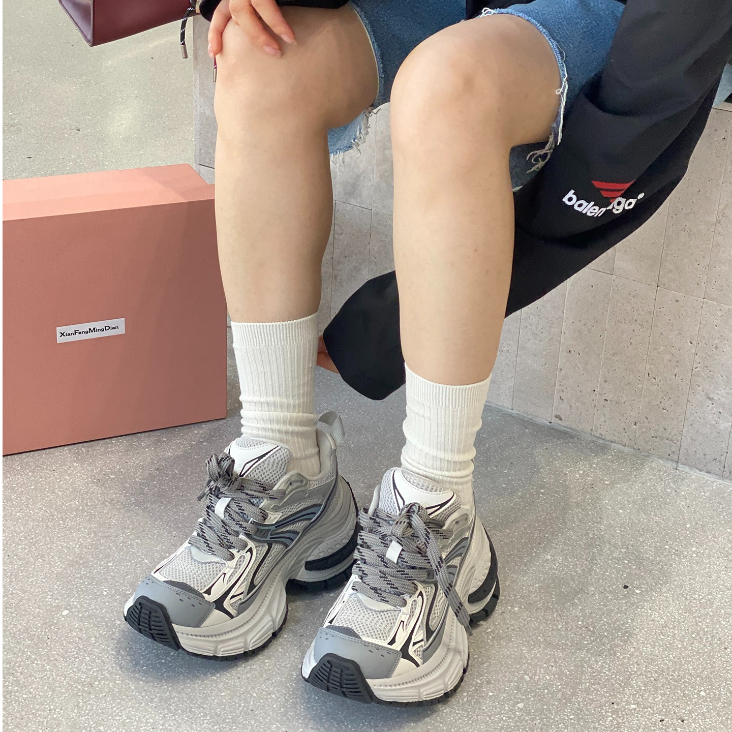 欧货老爹鞋女2025春季爆款拼色松糕厚底翘臀休闲时尚轮胎鞋女网红