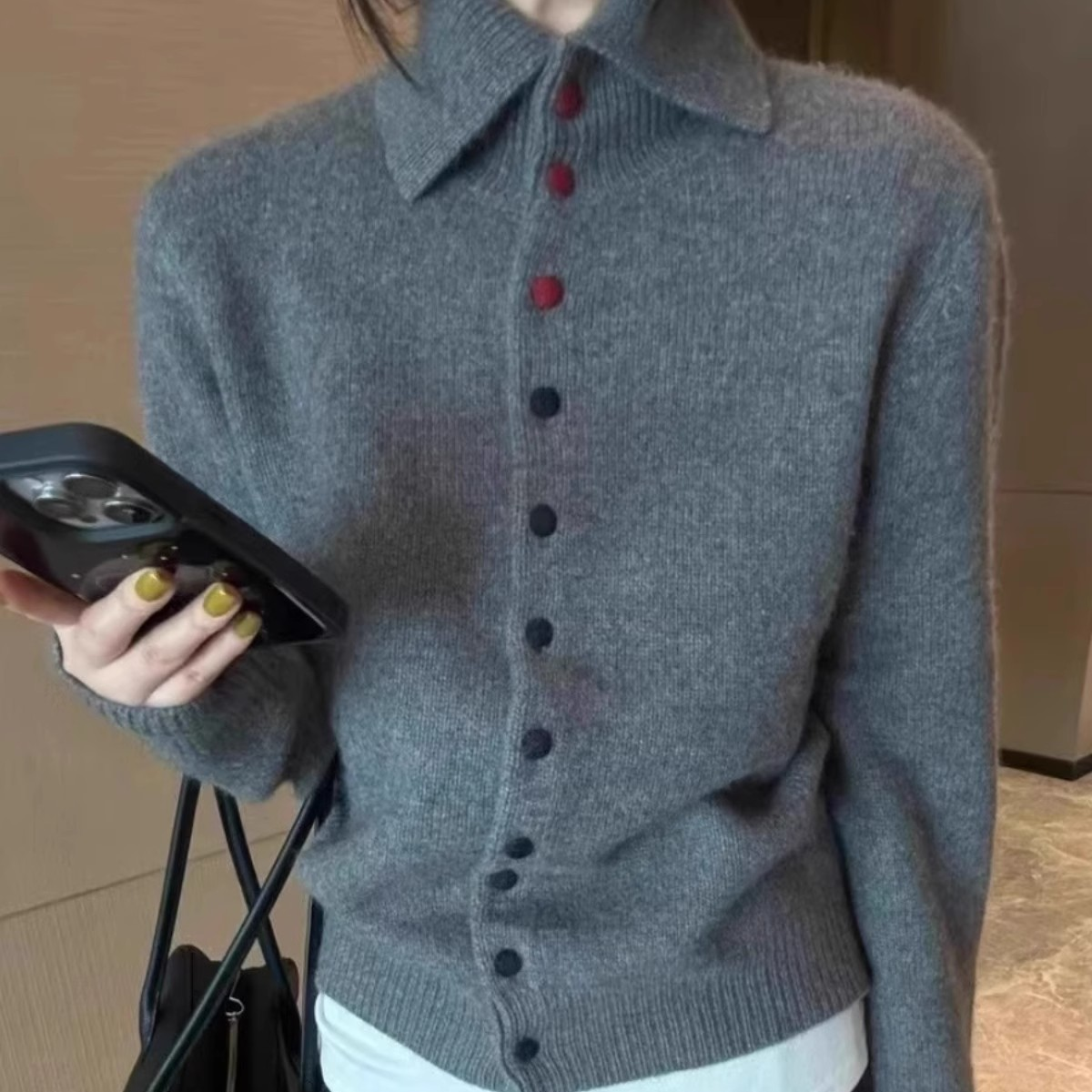 复古灰色高领毛衣开衫女秋冬彩色单排扣设计感翻领针织开衫上衣潮