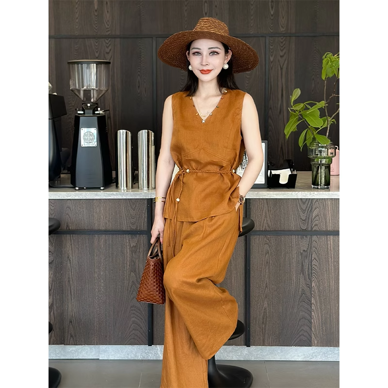 老钱风V领夏季亚麻度假风钉珠无袖收腰V领上衣直筒裤女士两件套装