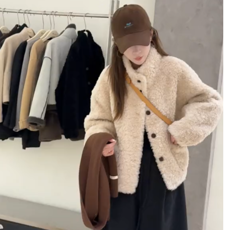 立领韩系加厚毛毛外套女2025冬季新款宽松显瘦小个子皮毛一体上衣