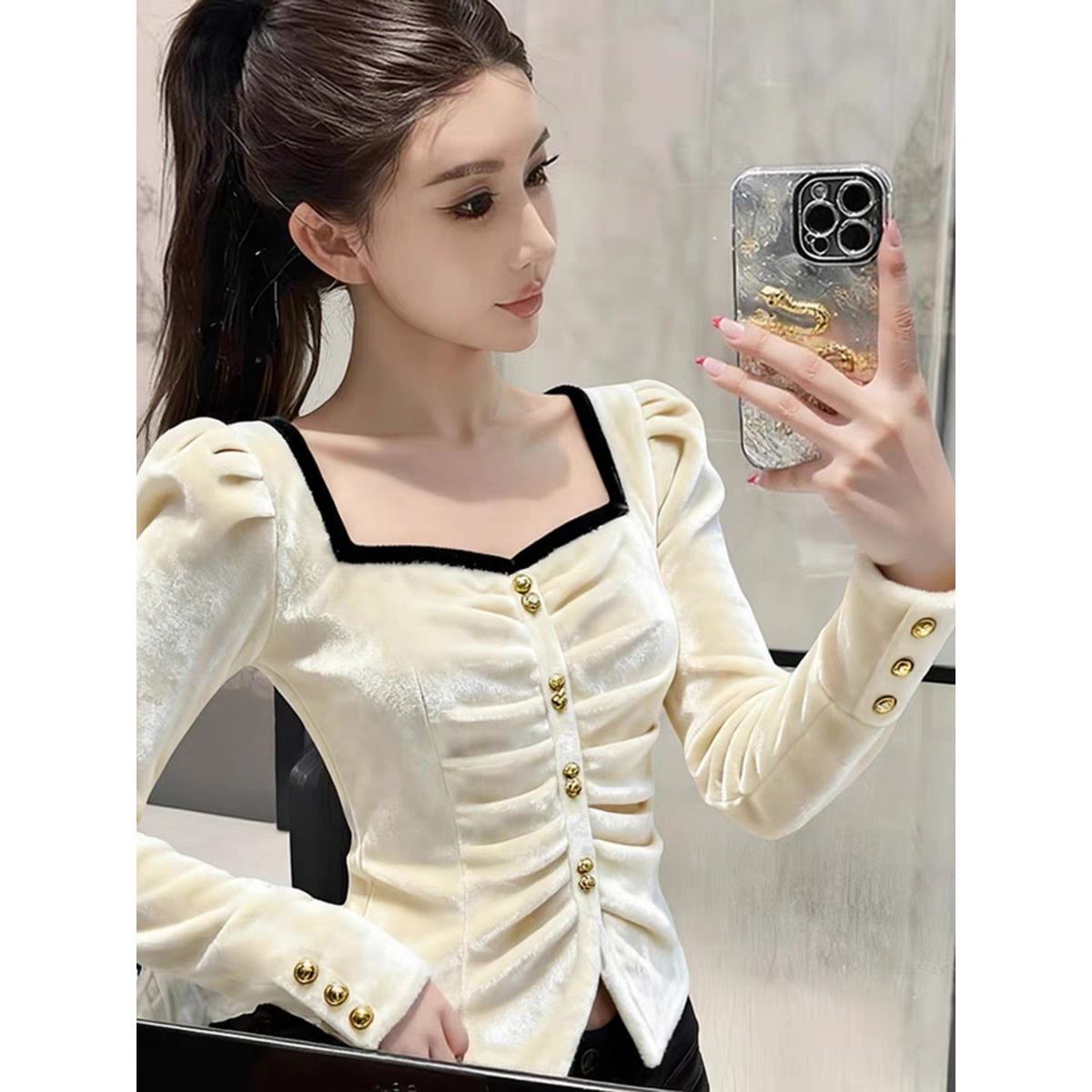 白色丝绒衬衫女秋冬高级感轻奢减龄洋气巨好看气质法式小资小上衣