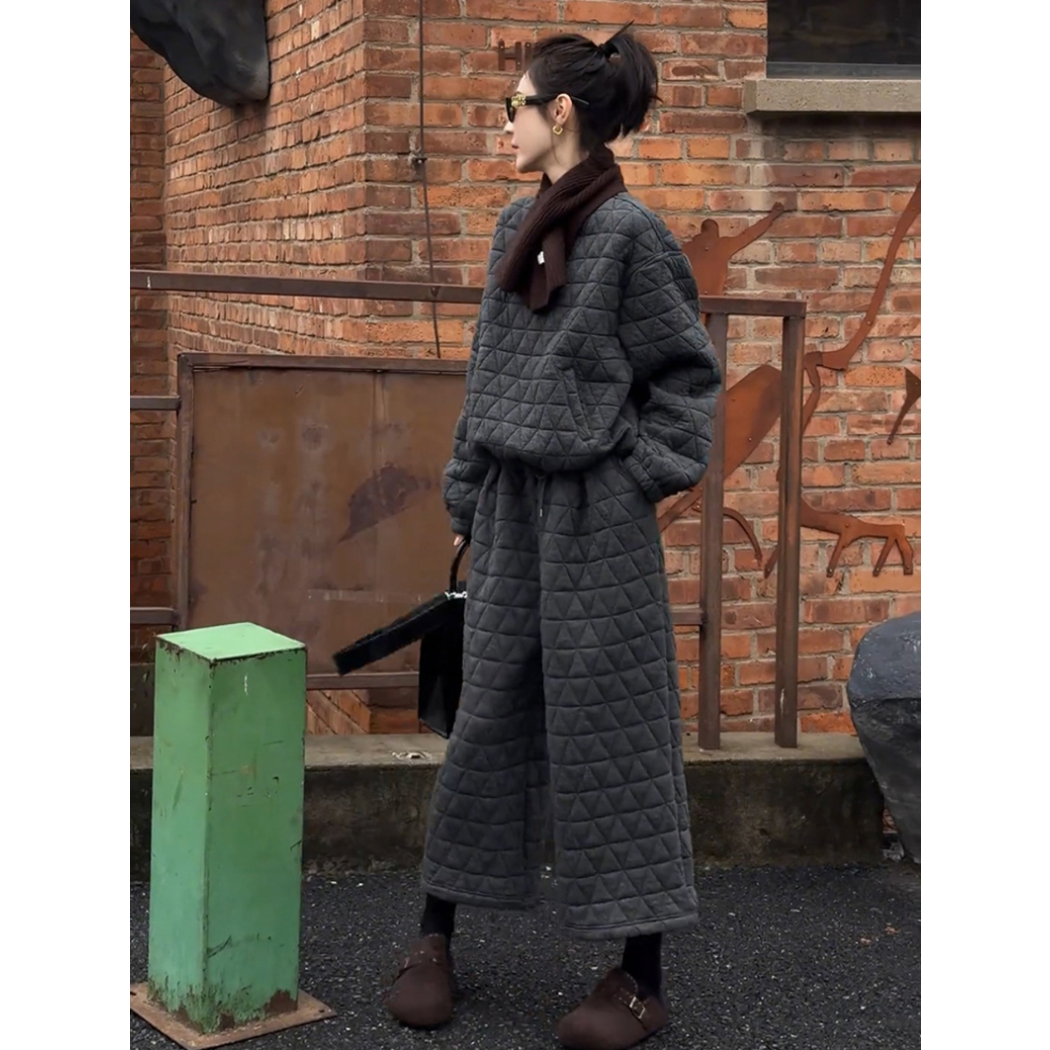 【当日发货】超火一整套女减龄洋气时尚穿搭灰色上衣裤子两件套装女