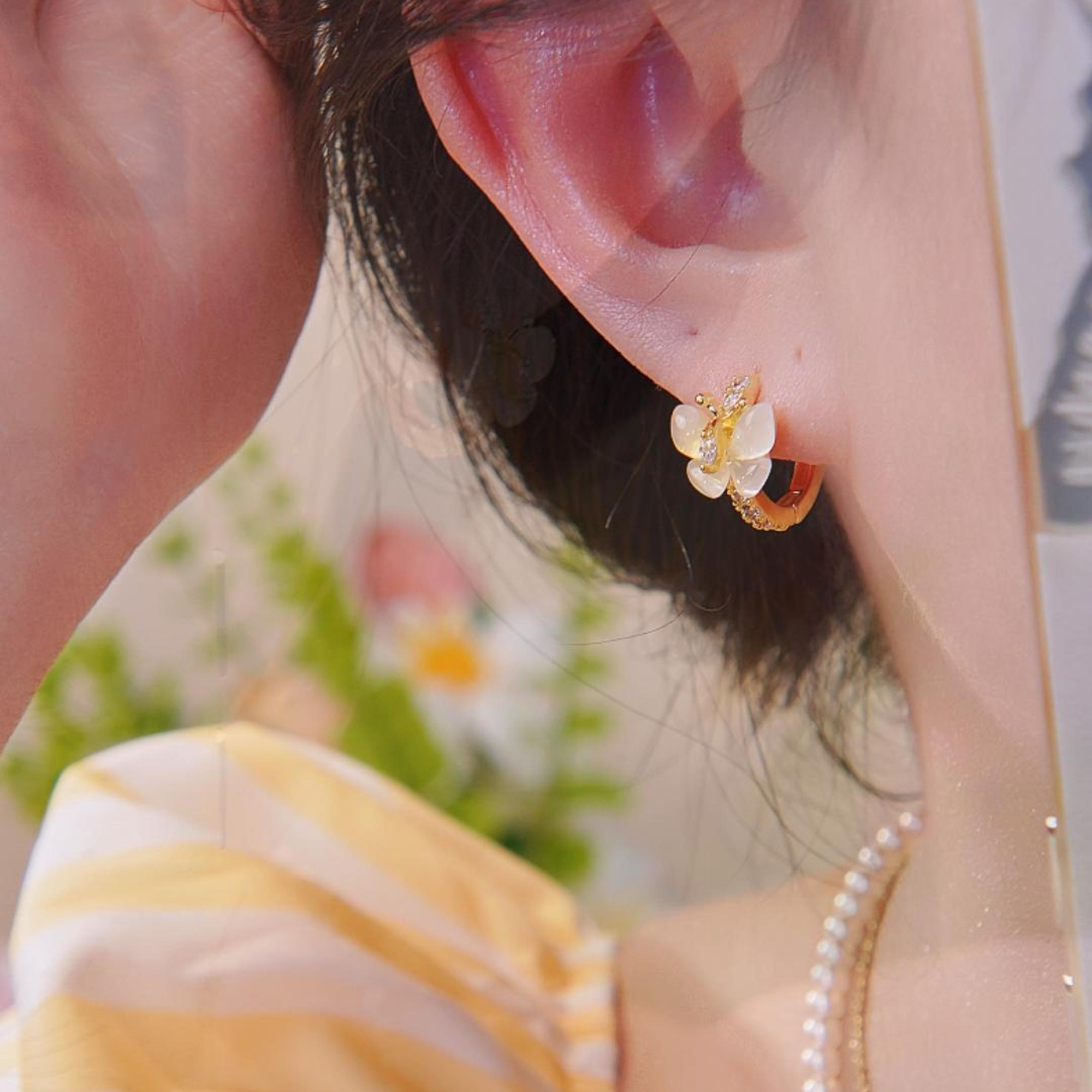 铜合金耳饰  925银针蝴蝶耳圈花朵耳钉小众轻奢百搭高级温柔可爱