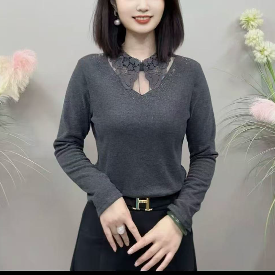 气质蕾丝拼接烫钻长袖打底衫冬季新款百搭显瘦保暖女装T恤-25232