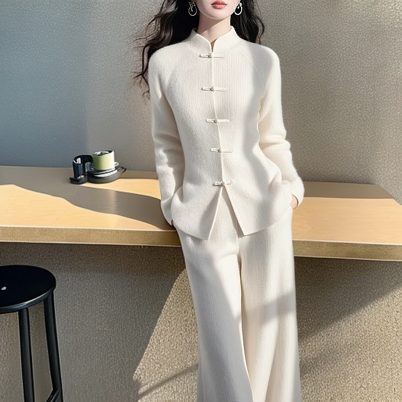 高级感新中式国风小香风套装盘扣毛衣裤子女穿搭一整套2024年冬季