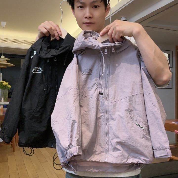 早秋新款儿童连帽冲锋衣中大童韩版拉链外套男女童宽松