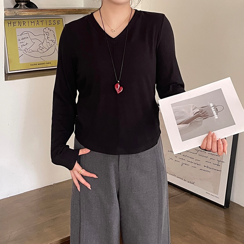 裂渡杨杨【百搭公式】微胖大码女秋百搭显瘦V领针织打底衫ZY507A18