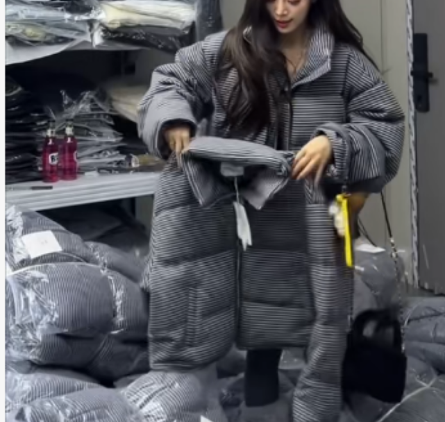 2025冬季时尚潮流百搭精品女装惜2ewox