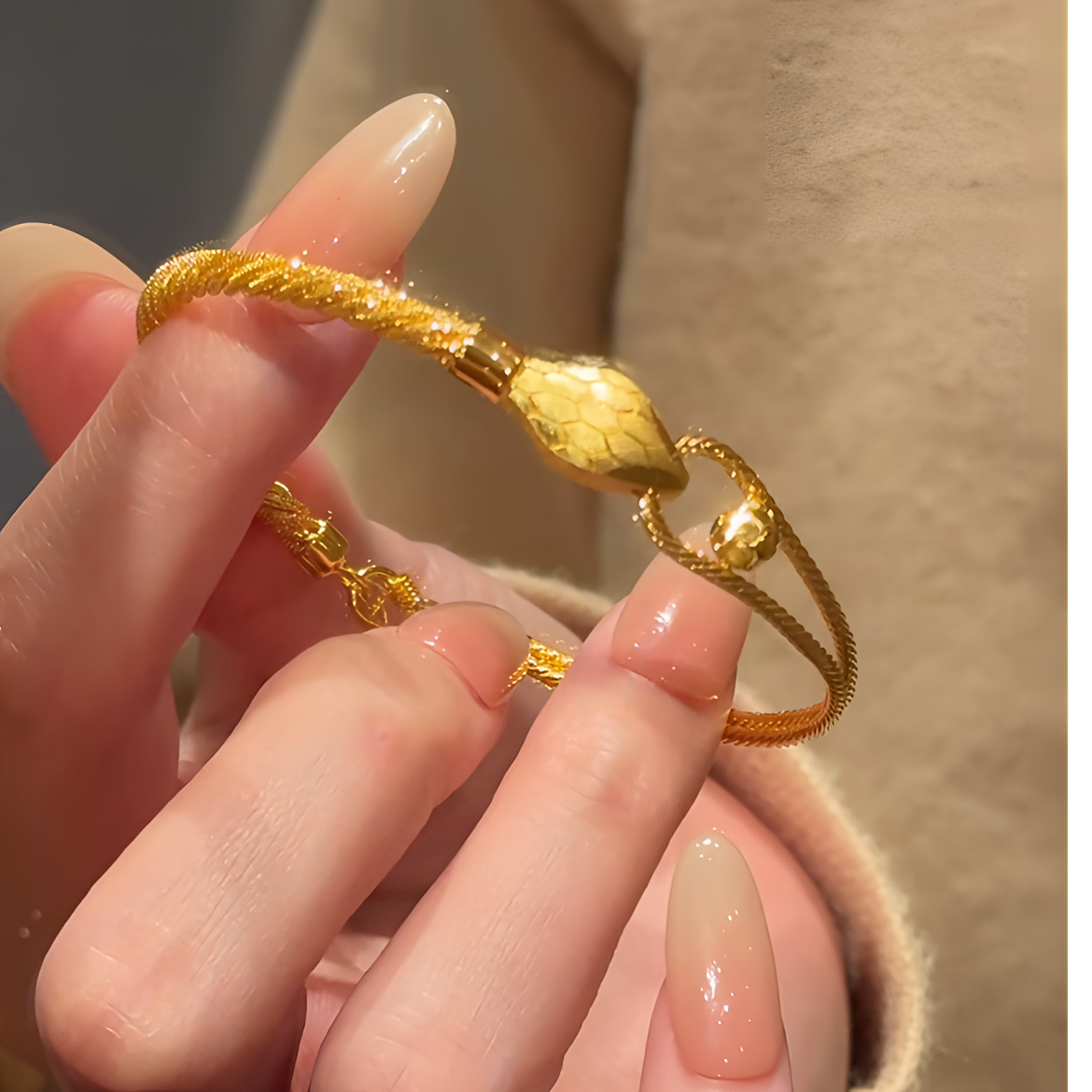 铜合金手镯 古法传承灵蛇佑福手镯女轻奢高级镯子可调节不掉色