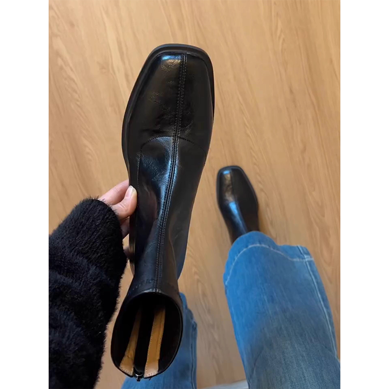 复古法式方头软皮粗跟短靴女秋冬新款百搭静音鞋底瘦瘦靴子马丁靴