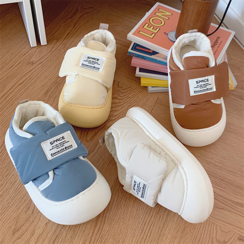 细细条 秋冬季百搭保暖圆头面包鞋女加厚防滑加绒魔术贴棉鞋ins