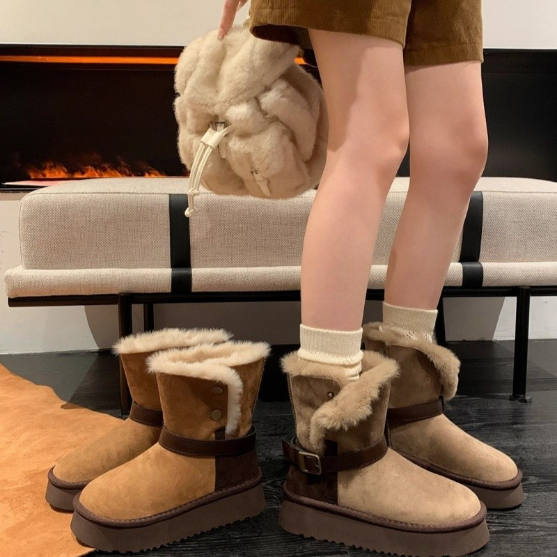 雪国列车羊皮毛一体短筒雪地靴女款冬季厚底翻边棉靴加绒保暖棉鞋