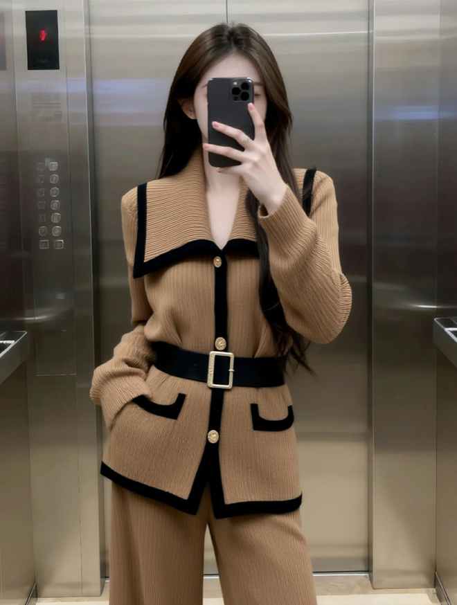 2026超火冬装一整套巨好看独特漂亮气质高端美拉德咖色毛衣套装裤