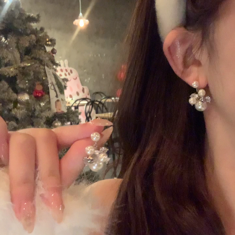 铜合金锆石耳饰 秋冬轻奢闪锆满天星珍珠耳环女气质百搭耳针耳饰