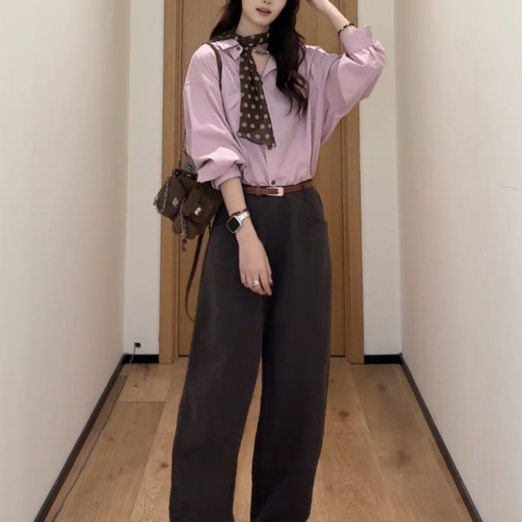 2025秋季超火一整套轻奢高级感减龄洋气时髦韩剧粉色衬衫套装裤女