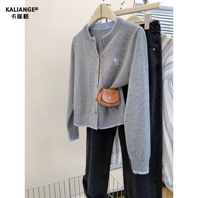 卡莲格/灰色假两件长袖针织开衫女秋冬季蝴蝶结刺绣圆领毛衣外套