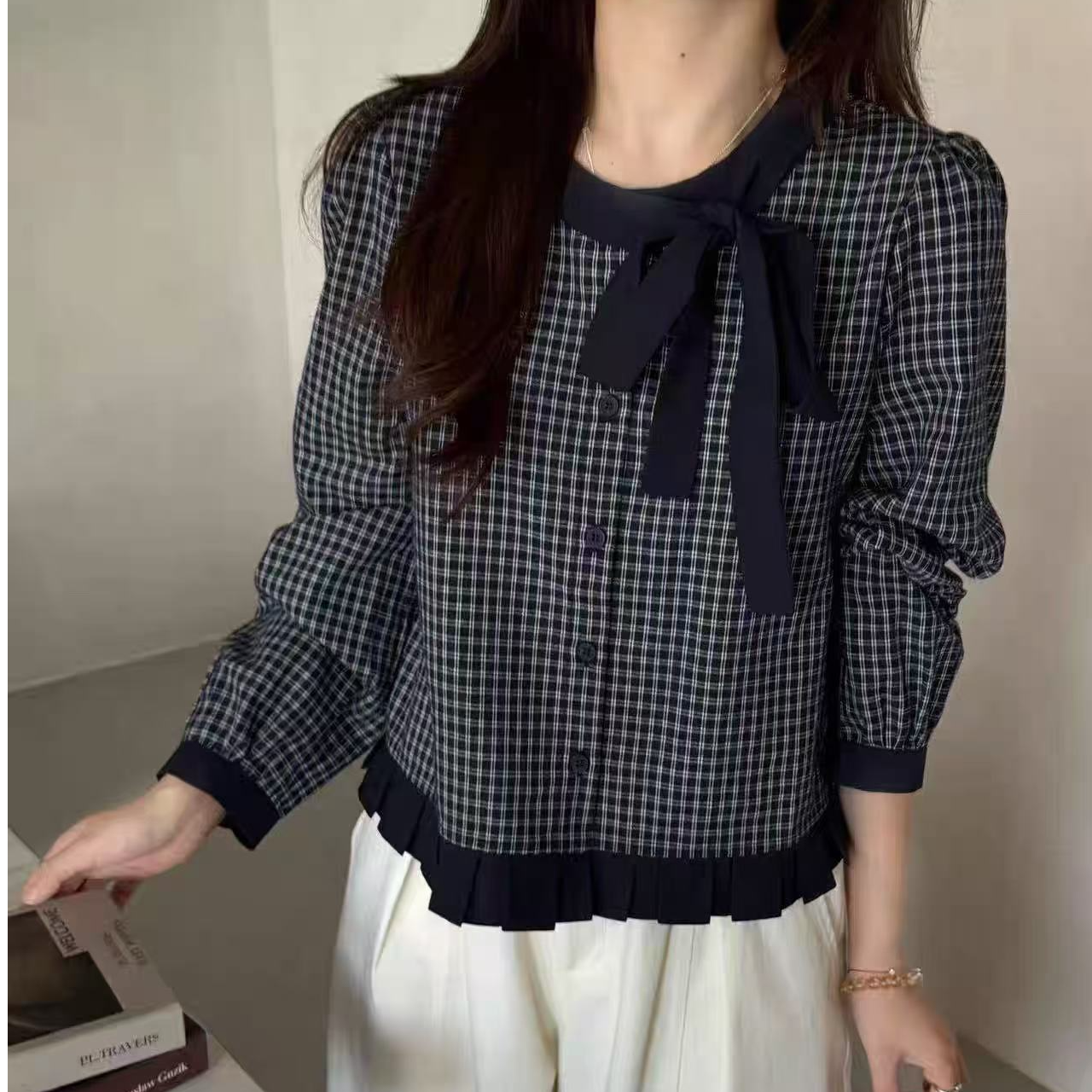 【运费补贴】韩系复古格子蝴蝶结圆领长袖短款木耳边衬衫上衣998