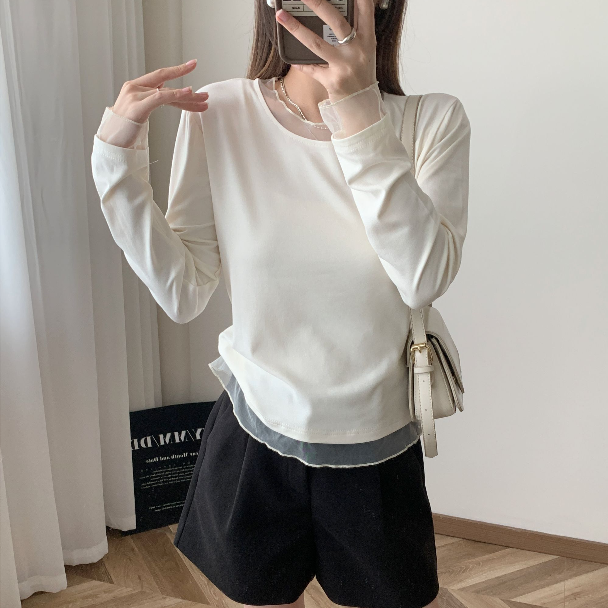 白色欧根纱圆领长袖打底衫秋冬纯纱拼接修身显瘦磨毛面膜上衣T恤