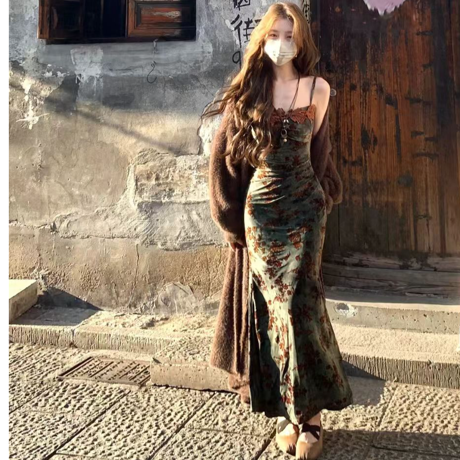 秋季森系蕾丝边碎花裙长款丝绒裙