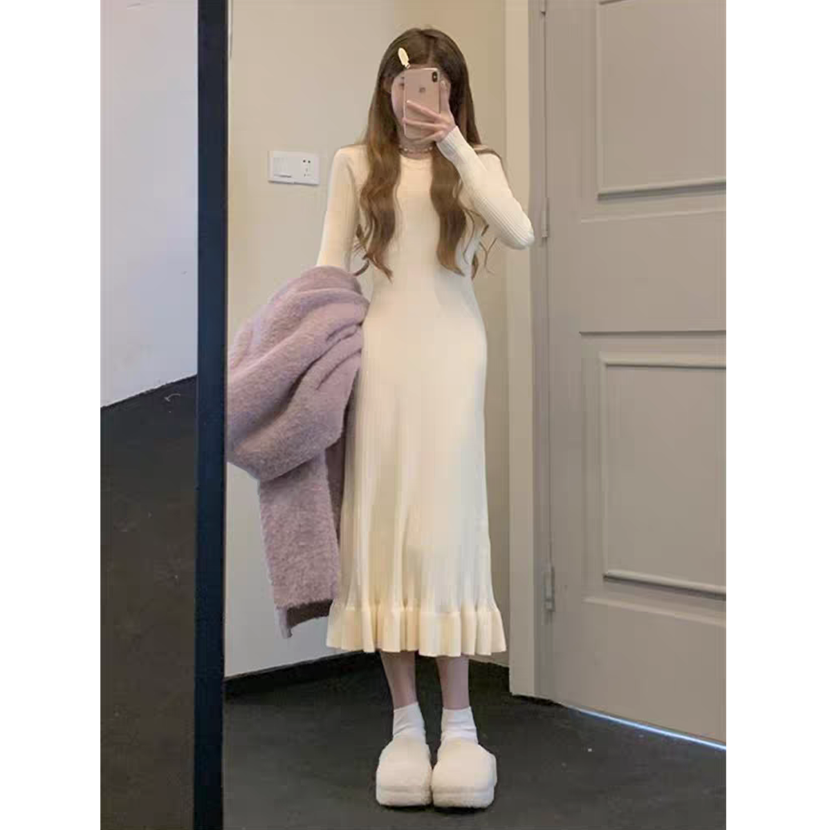 高级感修身针织打底连衣裙女秋冬大衣内搭针织鱼尾裙温柔风长裙